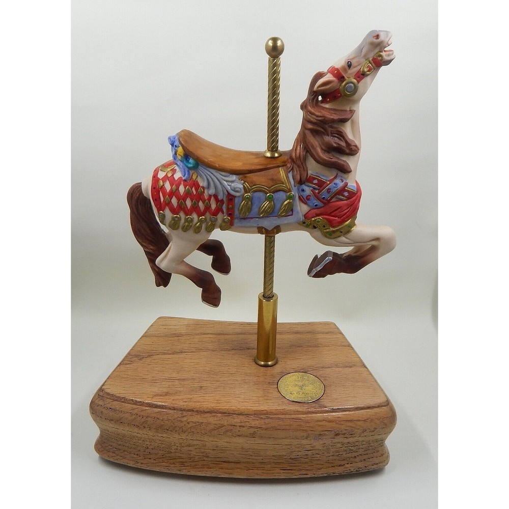 The American Carousel by Tobin Fraley First Edition 1987 Willets Musical